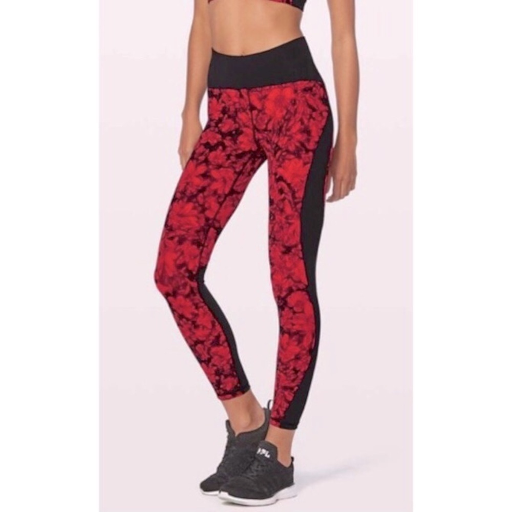 Lululemon Floral High Rise Leggings Black & Red Carminetrue Train Times size 4 - Picture 5 of 8